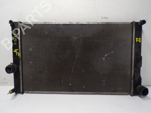 Used Water radiator Water radiator TOYOTA AURIS Estate (_E18_) 1.8 Hybrid (ZWE186_, ZWE186R, ZWE186H) (136 hp) 12213602 12213602
