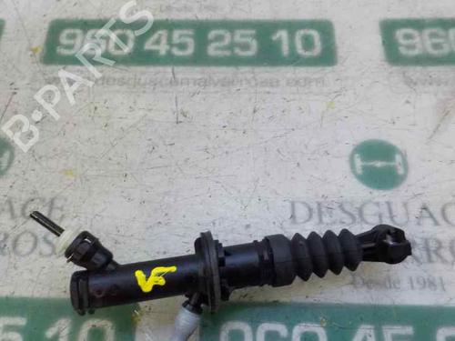 Used Clutch slave cylinder Clutch slave cylinder RENAULT CLIO IV (BH_) 1.5 dCi 90 (90 hp) 14284736 14284736
