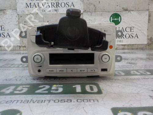 Used Radio Radio SMART FORTWO Coupe (453) 1.0 (453.342, 453.343) (71 hp) 3999567 3999567