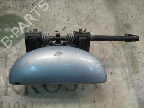 Używane Klamka zewnętrzna drzwi przednich lewych PEUGEOT 206 Hatchback (2A/C) 2.0 HDI 90 (90 hp) 3753376