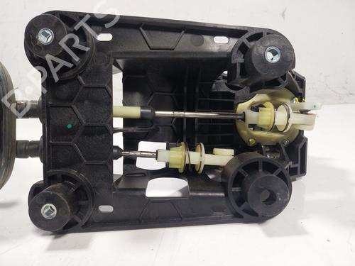 Gear lever PEUGEOT 208 I (CA_, CC_) 1.2 VTI 82 | BP32210597M90