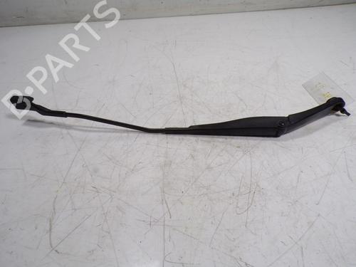 Used Front windshield wiper arm Front windshield wiper arm FIAT 500L (351_, 352_) [2012-2026] 15179233 15179233