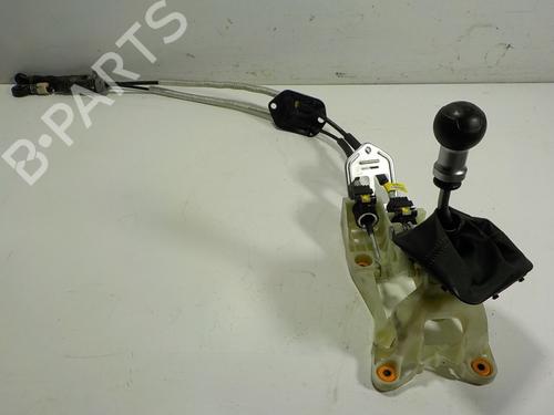 Used Gear lever KIA RIO IV (YB, SC, FB) 1.2 CVVT (84 hp) 15121612