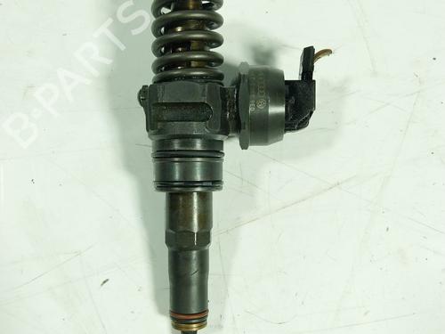Injecteur SEAT IBIZA III (6L1) 1.4 TDI (70 hp) 3829371