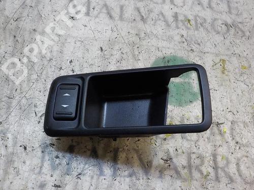 Used Right rear window switch Right rear window switch FORD FOCUS II (DA_, HCP, DP) 1.6 TDCi (109 hp) 3845225 3845225