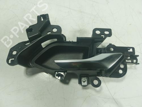 Used Rear right interior door handle Rear right interior door handle LAND ROVER RANGE ROVER EVOQUE (L551) 2.0 D180 MHEV 4x4 (180 hp) 18078008 18078008