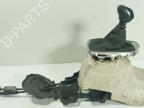 Gear lever PEUGEOT 2008 II (UD_, US_, UY_, UJ_, UR_, UC_) 1.2 PureTech 100 (USHNK) | BP27468006M90