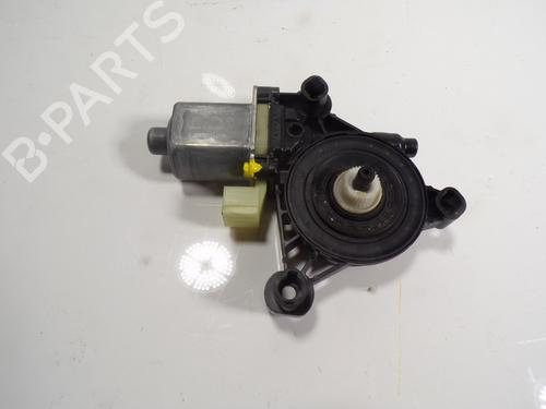 Used Right rear window motor Right rear window motor 9763234 9763234