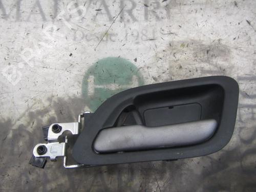 Used Rear left interior door handle Rear left interior door handle HONDA FR-V (BE) 2.2 i CTDi (BE5) (140 hp) 4008478 4008478