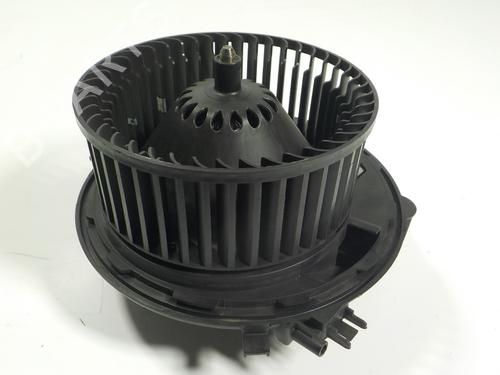 Used Heater blower motor VW GOLF VII (5G1, BQ1, BE1, BE2) 1.4 TSI (125 hp) 16102530