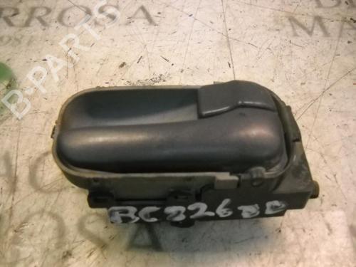 Used Front right interior door handle NISSAN ALMERA TINO (V10) 2.2 dCi (115 hp) 3746409