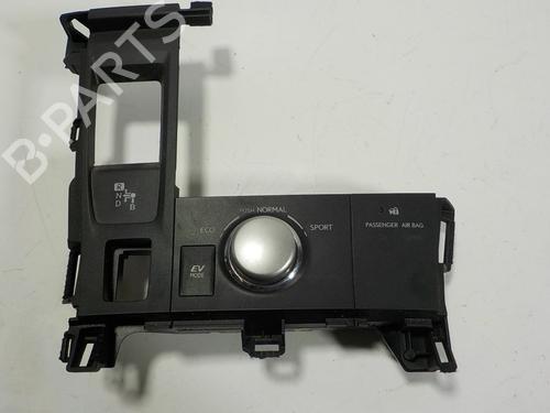Used Electronic module Electronic module LEXUS CT (ZWA10_) 200h (ZWA10_) (99 hp) 12147162 12147162