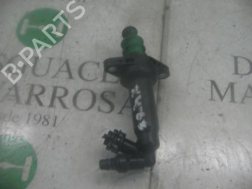 Used Clutch slave cylinder Clutch slave cylinder VW POLO IV (9N_, 9A_) 1.4 16V (75 hp) 14292600 14292600
