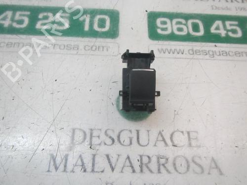 Used Right front window switch Right front window switch TOYOTA RAV 4 V (_A5_, _H5_) [2018-2026] 9095796 9095796