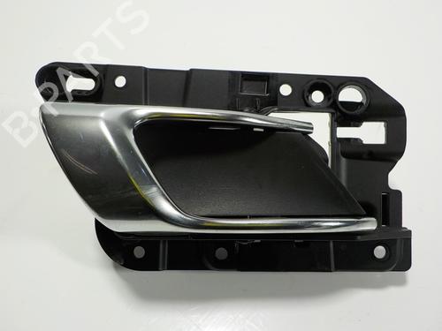 rear-right-interior-door-handle-porsche-macan-95b-30-s-95b837020-95b837020-2014-12137975 main image
