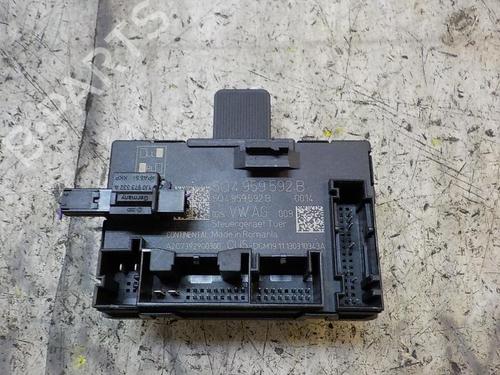 Used Electronic module Electronic module SEAT LEON (5F1) 1.6 TDI (115 hp) 3997960 3997960