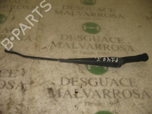 Used Front windshield wiper arm SEAT IBIZA II (6K1) [1993-2002]  3735879