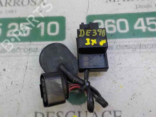 Used Electronic module Electronic module AUDI A1 Sportback (8XA, 8XF) 1.0 TFSI (95 hp) 5652565 5652565