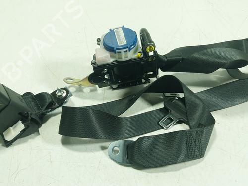 rear-right-seatbelt-toyota-c-hr-_x2_-_h2_-2023-27639696 main image