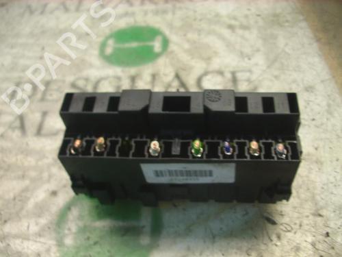 Fuse box PEUGEOT 307 Break (3E) 2.0 HDI 110 | BP3768397E1
