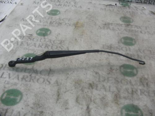 front-wipers-mechanism-rover-200-ii-hatchback-rf-1995-1996-1997-1998-1999-2000-3742739 main image