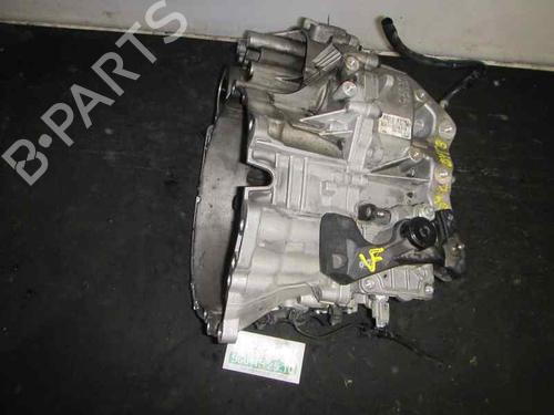 Used Gearbox VOLVO V40 Hatchback (525) D3 (150 hp) 3853004