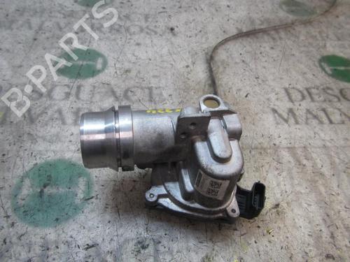 Gasklephuis RENAULT MEGANE III Hatchback (BZ0/1_, B3_) 1.5 dCi (BZ09, BZ0D, BZ1W, BZ29, BZ14) (110 hp) 3841358