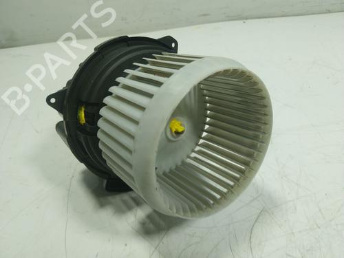Used Heater blower motor Heater blower motor RENAULT CAPTUR II (HF_) LPG (HFMT) (101 hp) 17384576 17384576