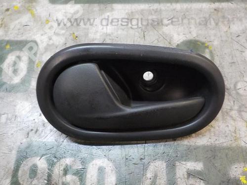 Used Front left interior door handle Front left interior door handle DACIA SANDERO II 1.5 dCi (90 hp) 3863449 3863449