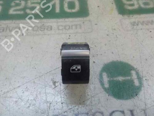 Used Right front window switch Right front window switch AUDI A4 B9 (8W2, 8WC) 2.0 TDI (150 hp) 4979655 4979655