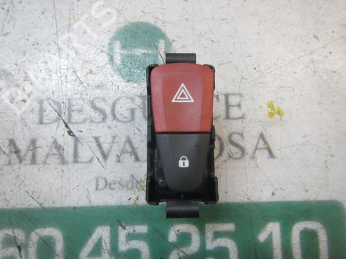 Used Warning switch Warning switch RENAULT MEGANE III Coupe (DZ0/1_) [2008-2016] 3991810 3991810