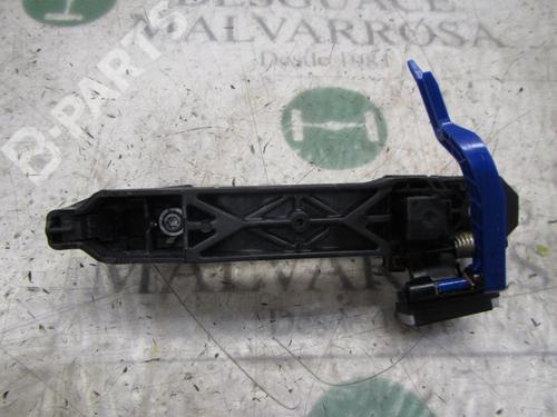 Used Rear left exterior door handle Rear left exterior door handle TOYOTA YARIS (_P9_) 1.4 D-4D (NLP90_, NLP90R) (90 hp) 4007758 4007758