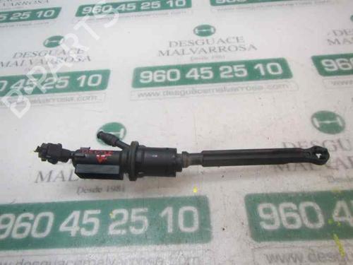 Used Clutch slave cylinder PEUGEOT 308 I (4A_, 4C_) 1.6 HDi (92 hp) 14282796