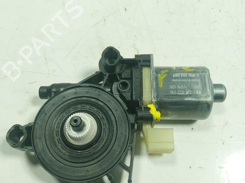 Used Left rear window motor Left rear window motor PORSCHE MACAN (95B) 3.0 S Diesel (258 hp) 16856395 16856395