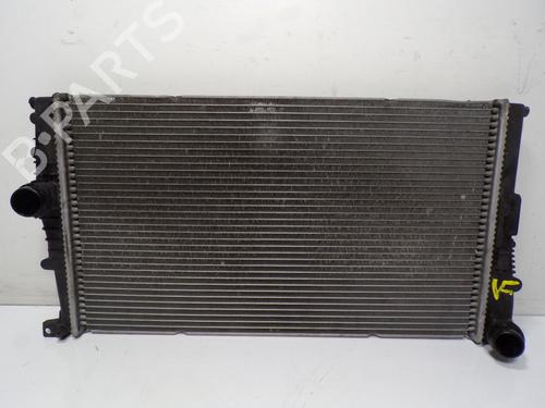 Used Water radiator Water radiator BMW 4 Convertible (F33, F83) [2013-2020] 13537522 13537522
