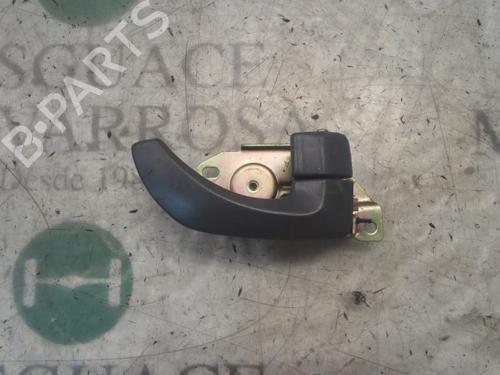 Used Rear right interior door handle KIA SORENTO I (JC) 2.5 CRDi 4WD (140 hp) 3807038