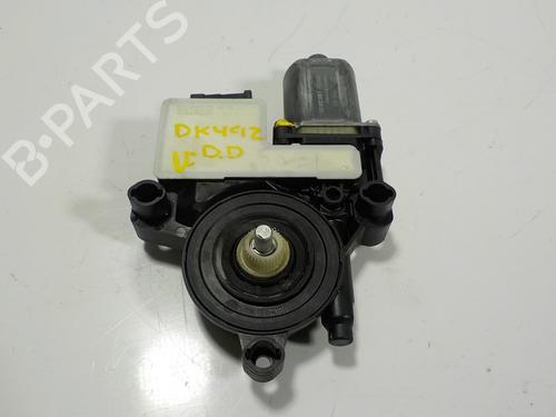 Used Right front window motor Right front window motor SEAT ARONA (KJ7, KJP) 1.6 TDI (95 hp) 12071096 12071096