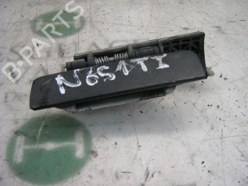 Used Rear left exterior door handle PEUGEOT 306 (7B, N3, N5) [1993-2003]  3769225
