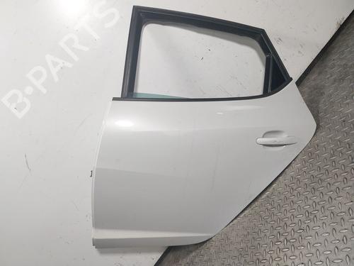 Used Left rear door Left rear door 15958763 15958763
