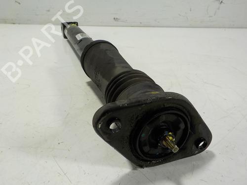 Right rear shock absorber KIA SPORTAGE IV (QL, QLE)  | BP13877723M19