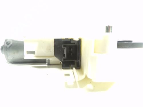 Right front window motor AUDI Q3 (8UB, 8UG) 2.0 TDI | BP6979757E20