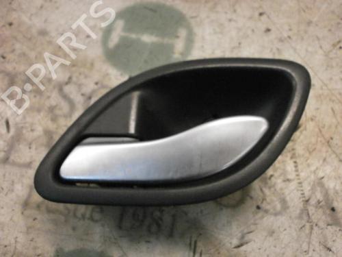 Used Front left interior door handle RENAULT ESPACE IV (JK0/1_) 2.2 dCi (JK0H) (150 hp) 3762156