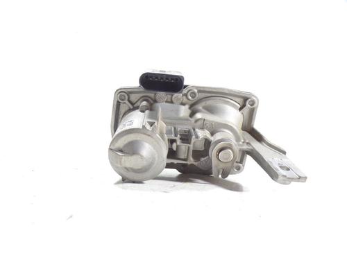 Used Throttle body VW POLO VI (AW1, BZ1, AE1) 1.6 TDI (95 hp) 8237745