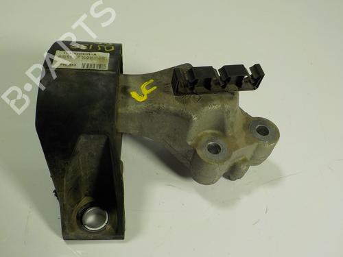 Used Engine mount RENAULT CLIO IV (BH_) [2012-2021]  9831391