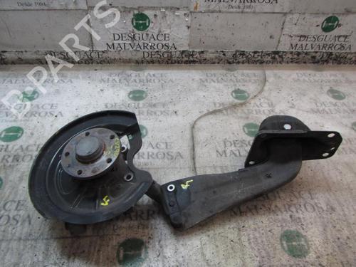 Used Right rear steering knuckle VW TOURAN (1T3) [2010-2016]  4009602