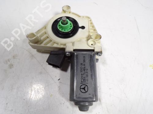 Used Right front window motor MERCEDES-BENZ S-CLASS (W221, V221) S 320 CDI (211 hp) 8420467