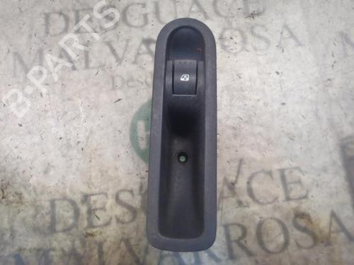 Right rear window switch RENAULT MEGANE II Estate (KM0/1_) 1.9 dCi (KMRG, KM1G, KM0G, KM2C) | BP3798923I28 
