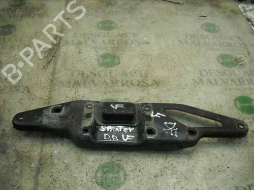 Used Engine mount Engine mount 10660613 10660613
