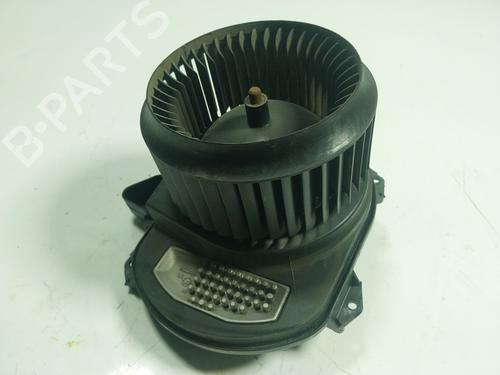 Used Heater blower motor MERCEDES-BENZ GLA-CLASS (X156) GLA 180 (156.942) (122 hp) 17110598