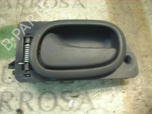 Used Front left interior door handle RENAULT LAGUNA I (B56_, 556_) 1.9 dCi (B56W) (107 hp) 3788179